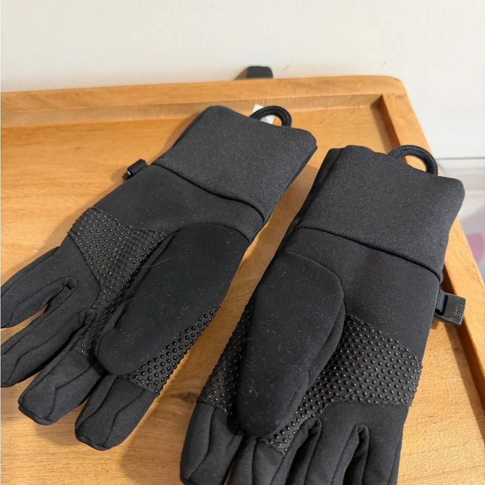 The North Face Black Lightweight Tech Gloves